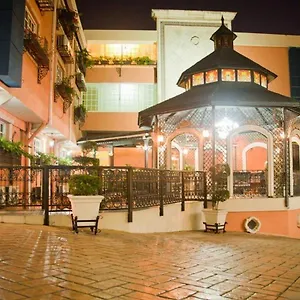 Hotel Platino & Casino ***