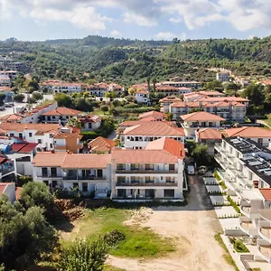 Amalthia Luxury Ξενοδοχείο με διαμερίσματα Πολύχρονο